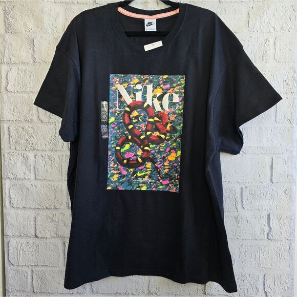 Nike King Coral Snake Black Graphic Tee NWT Men's XXL - Picture 1 of 15